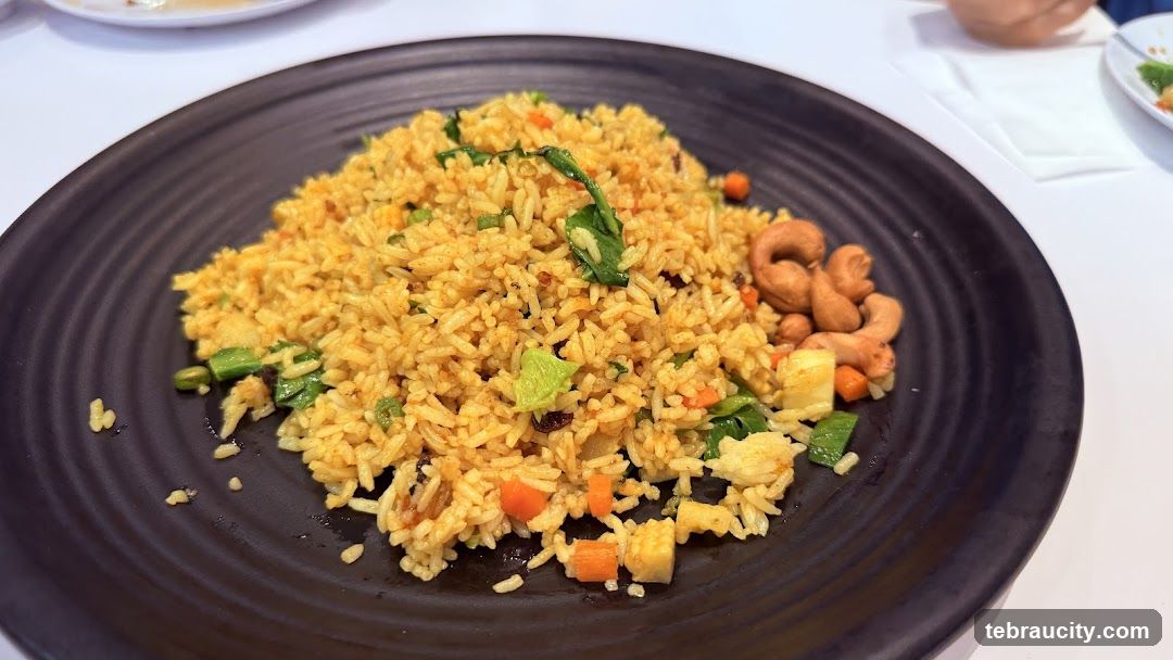 Fried Rice with Cashews