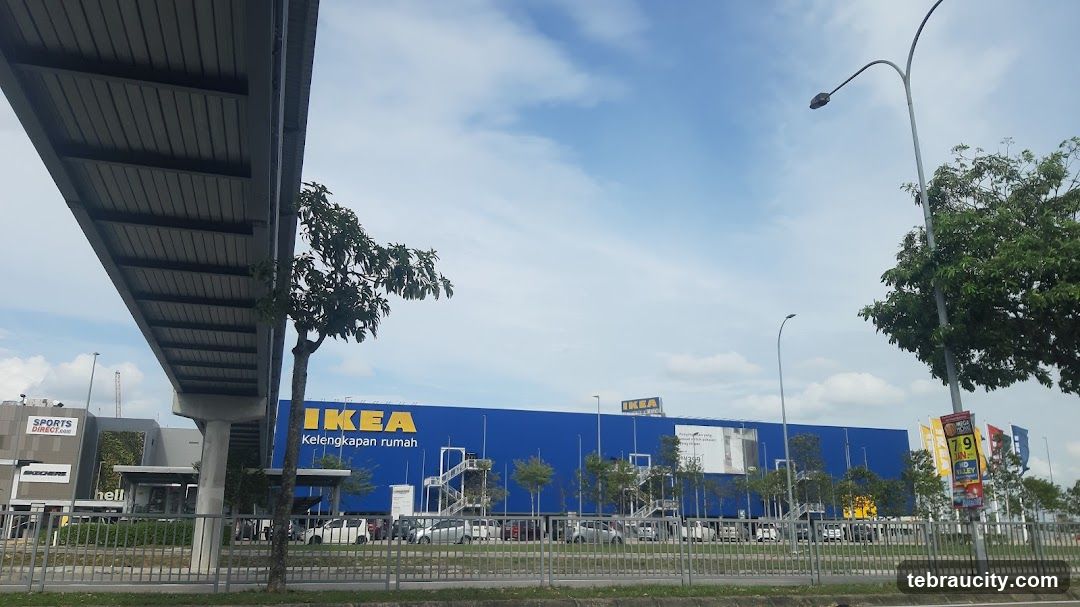 IKEA Storefront