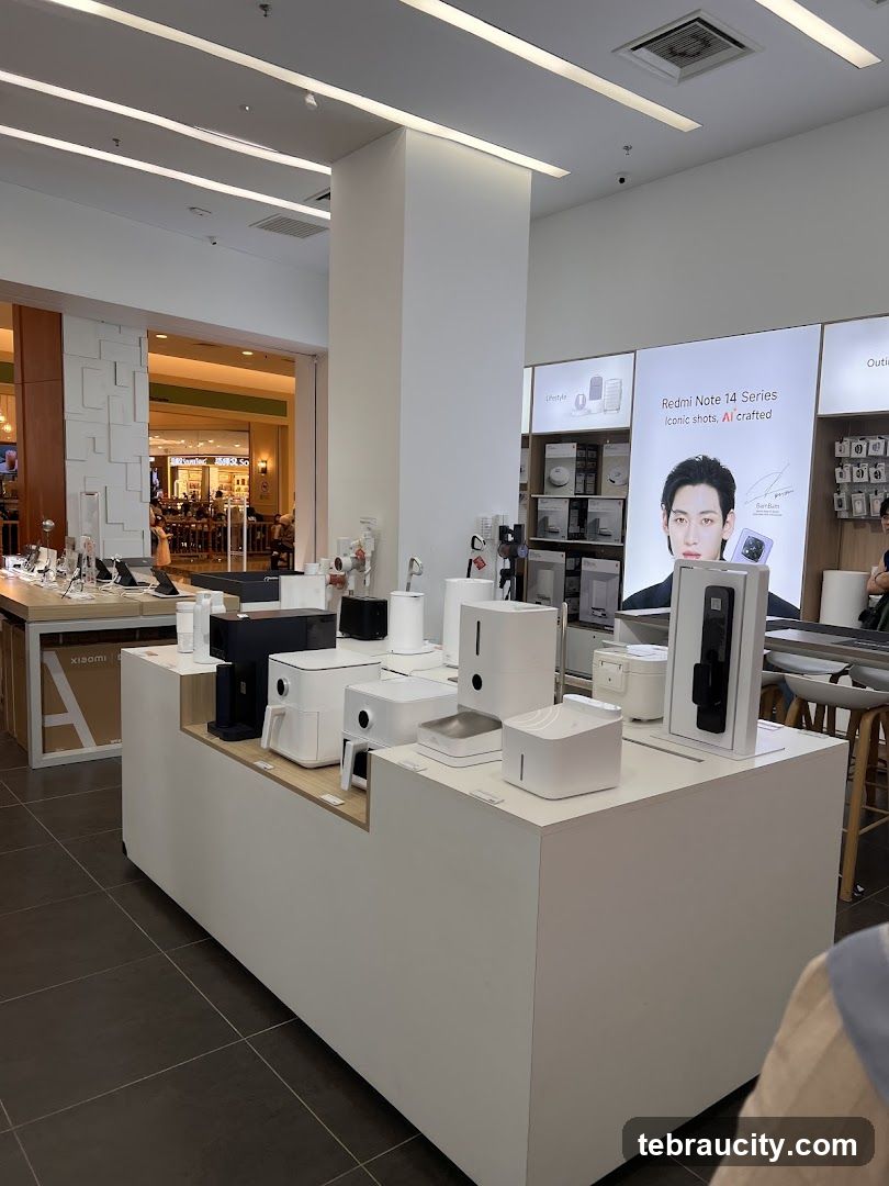 Xiaomi Store Display
