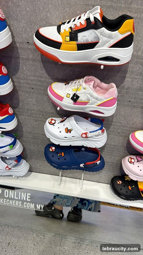 Skechers