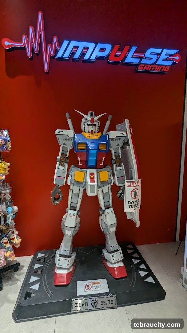 Impulse Gaming Store Display