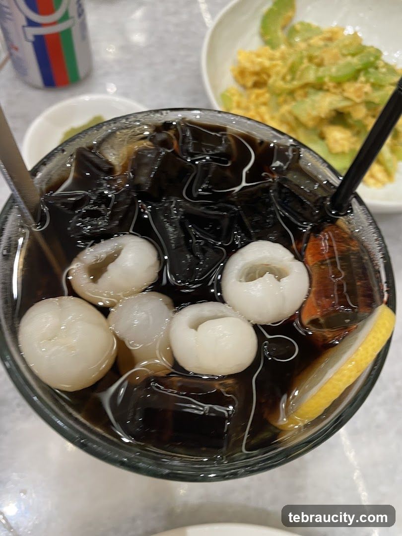 Iced Grass Jelly Drink with Lychee