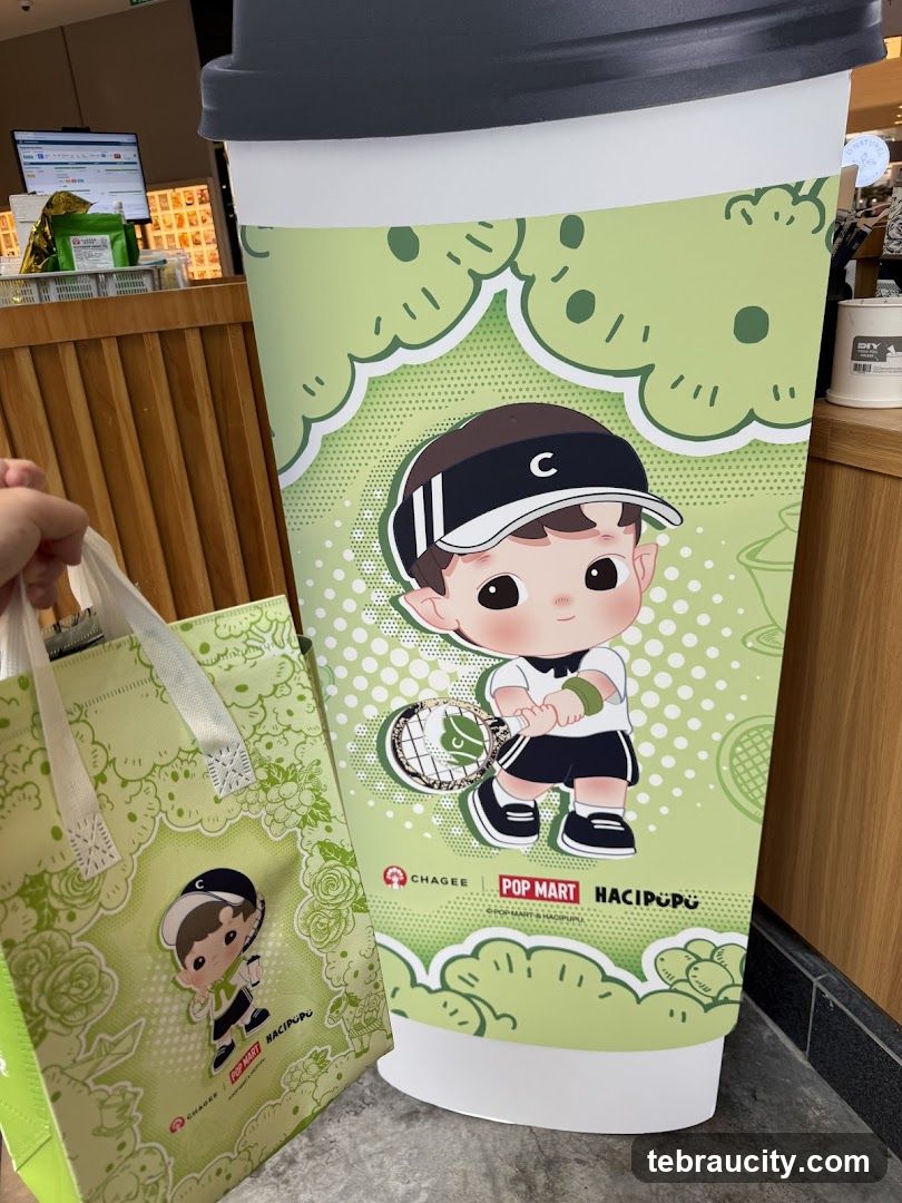 Pop Mart Hacipupu promotional display