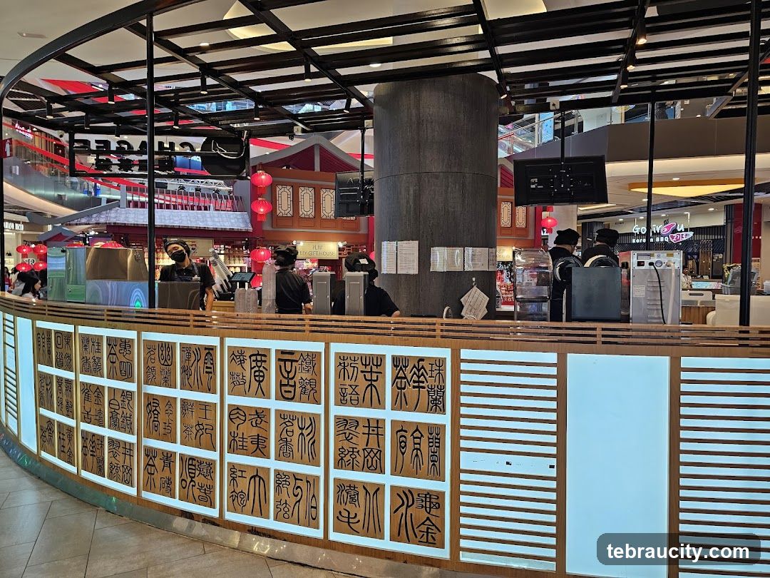 Counter with Chinese characters and staff