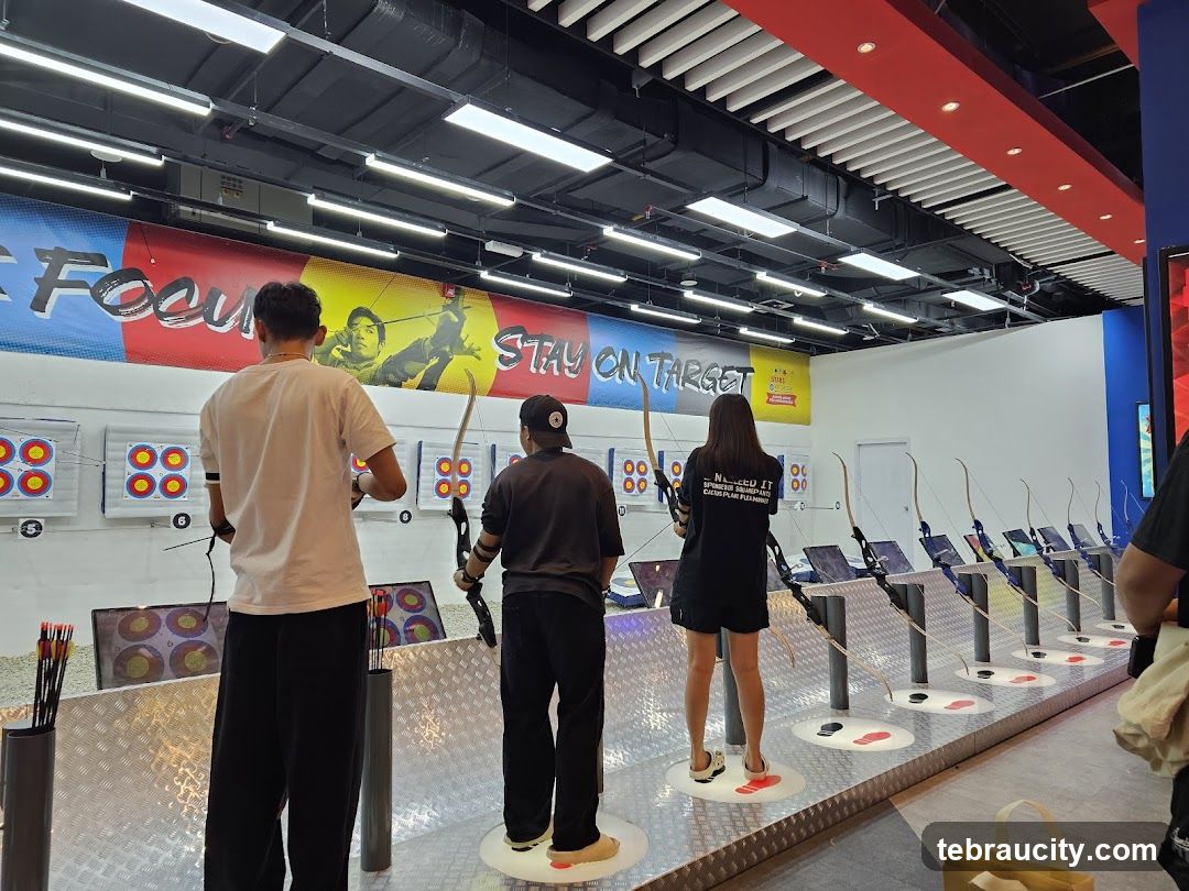 Stars Archery Toppen Shopping Centre