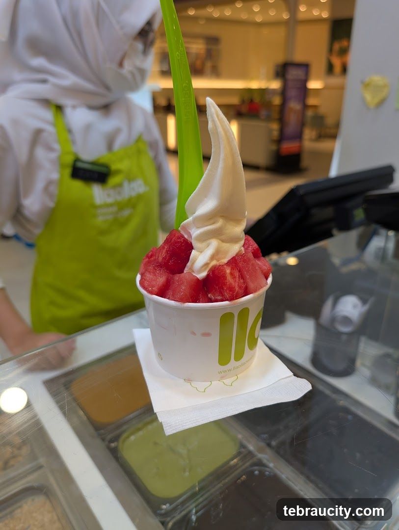 Frozen Yogurt with Fruit