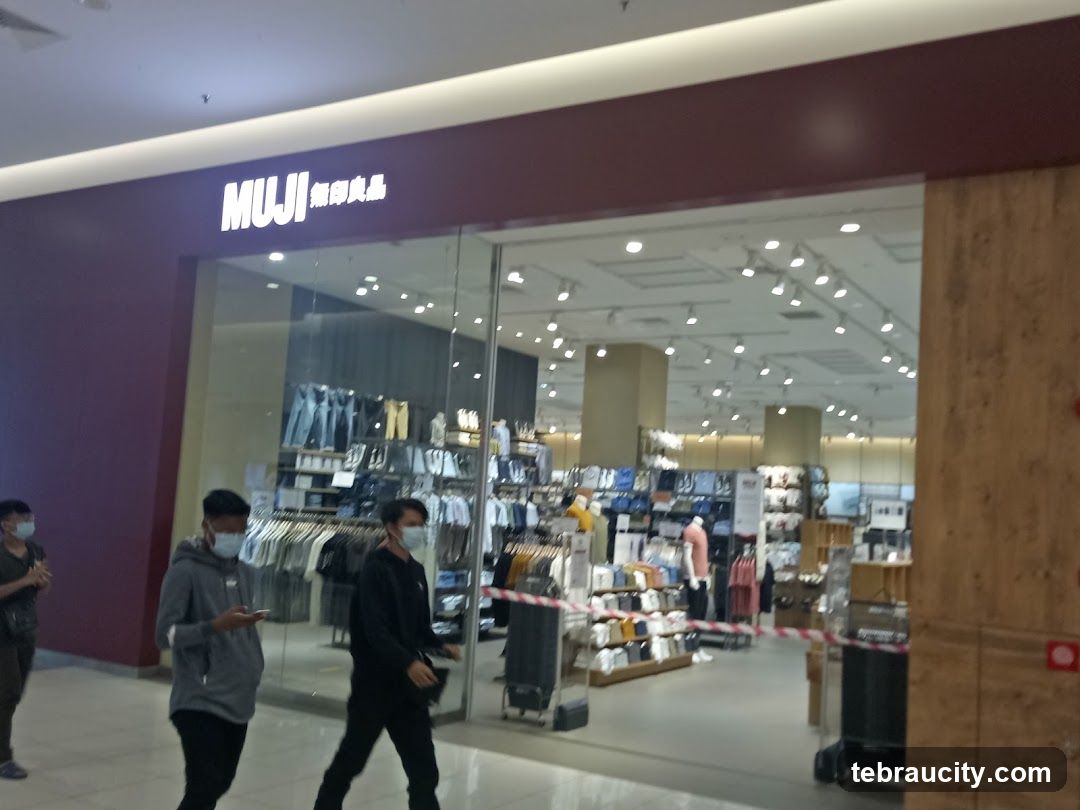 MUJI Storefront