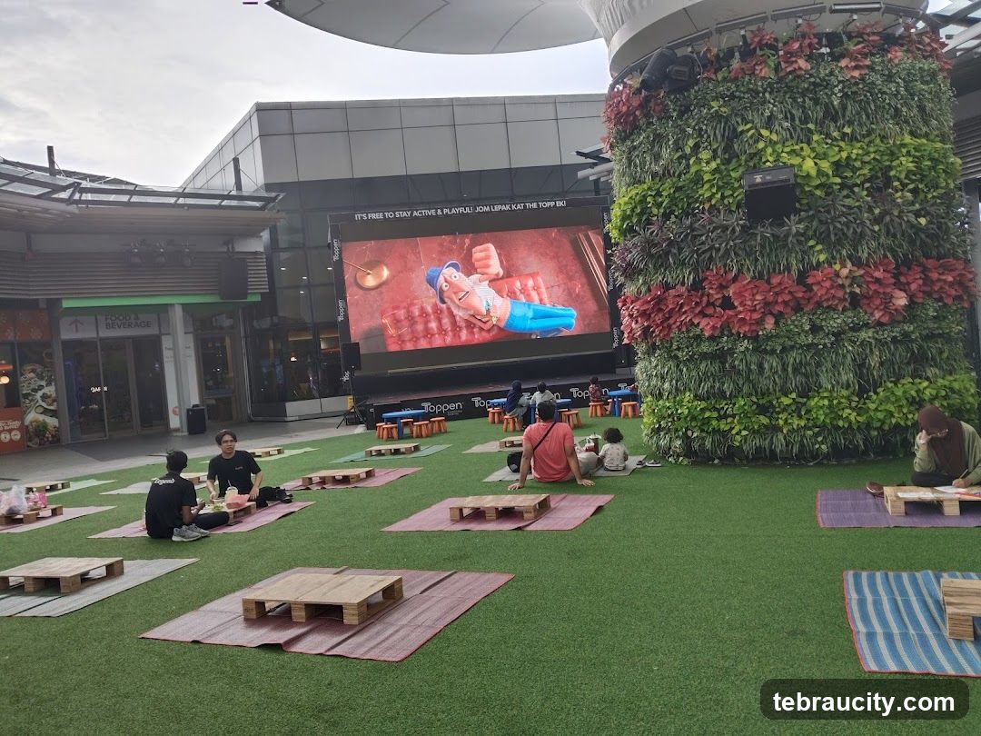 Outdoor seating area with screen