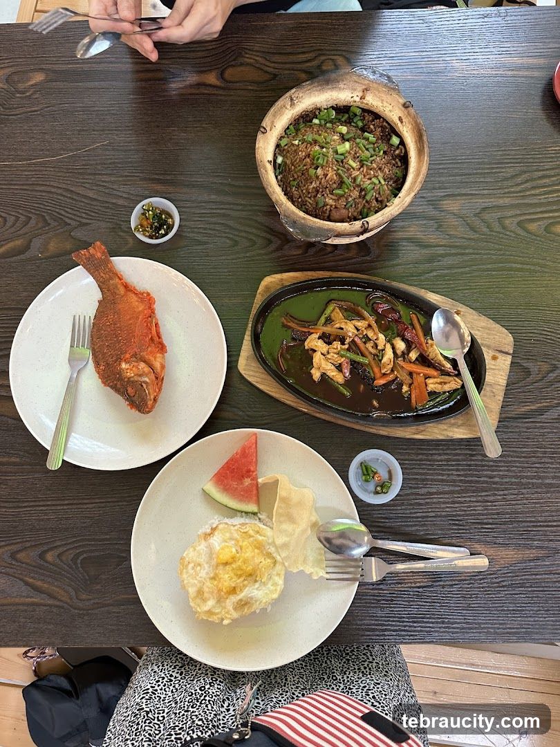 Table with food