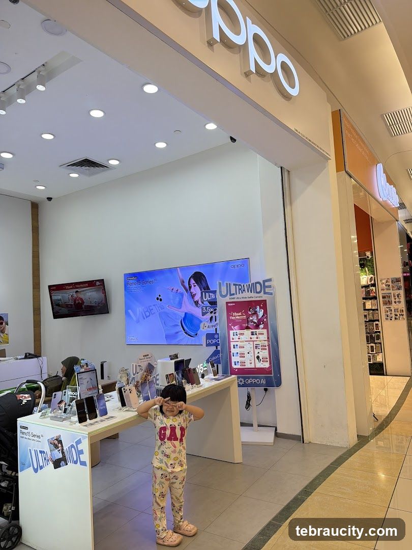 OPPO Experience Store