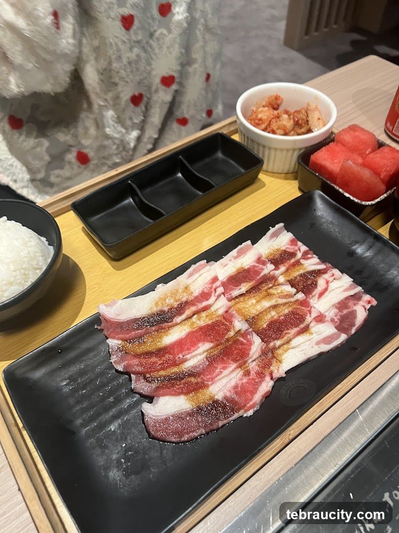Marinated Sliced Beef with Side Dishes