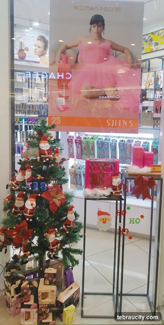 Christmas Display with Women's Secret Advertisement
