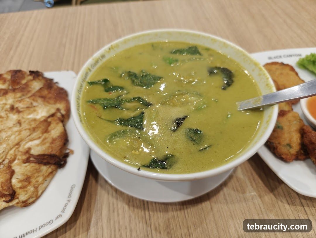 Green Curry with Sides