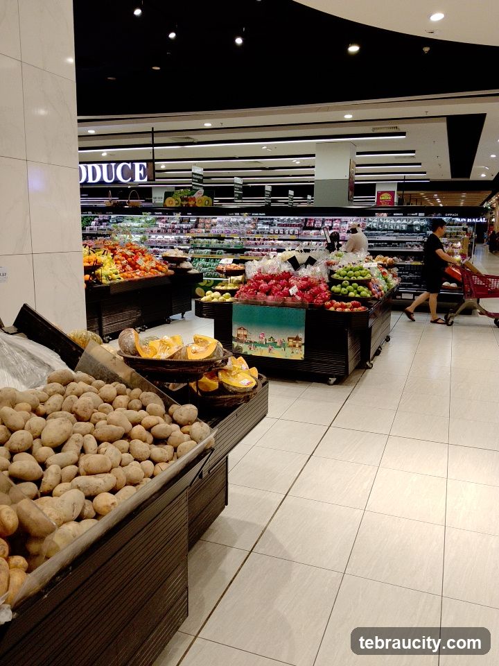 Supermarket Produce Section