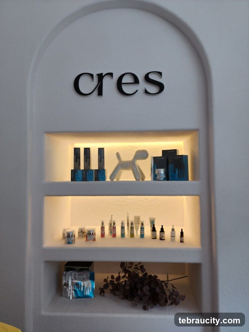 Cres Display Shelf