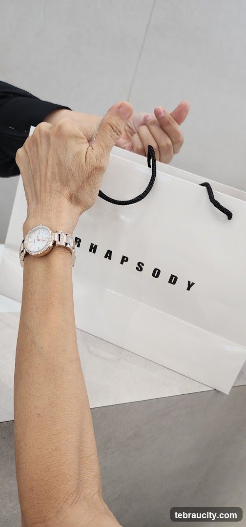 Shopping Bag with Watch