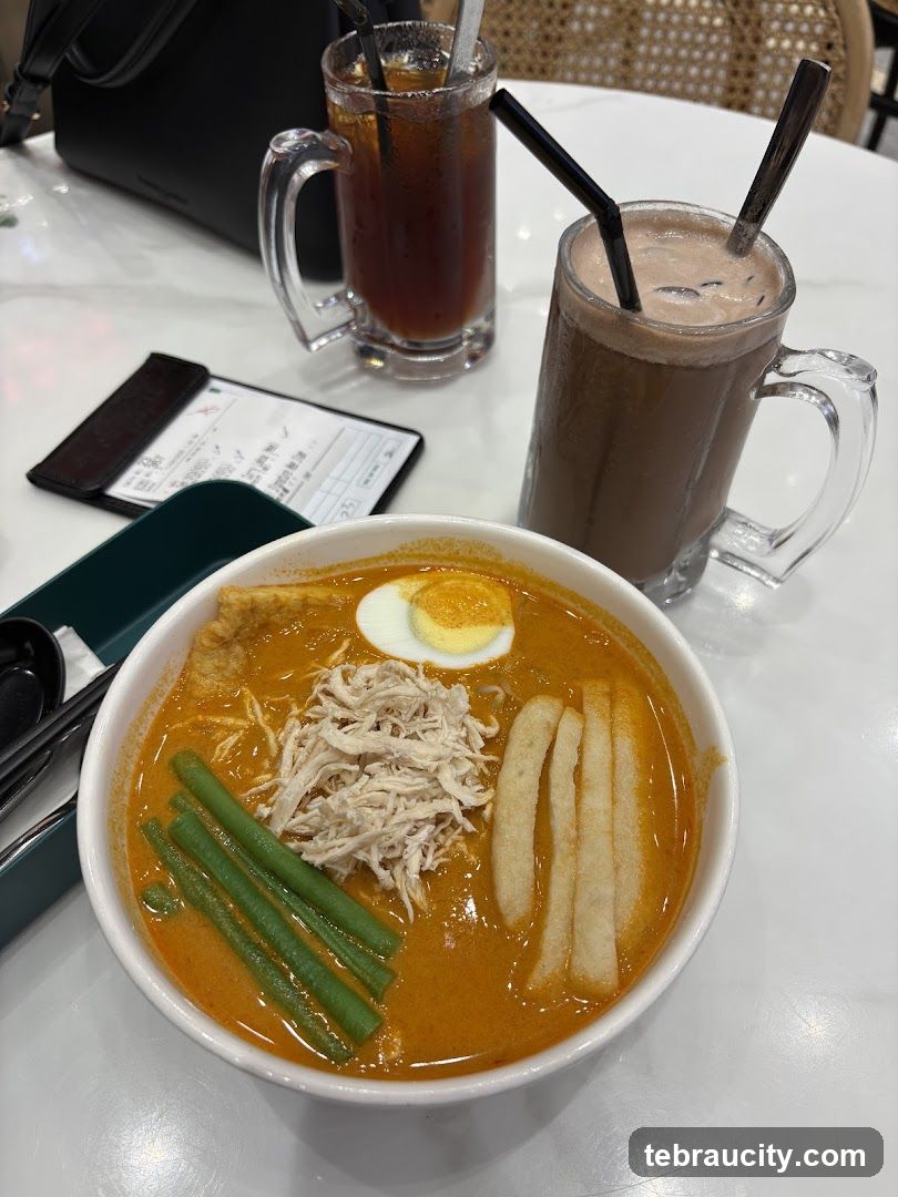 Laksa with Drinks and Bill