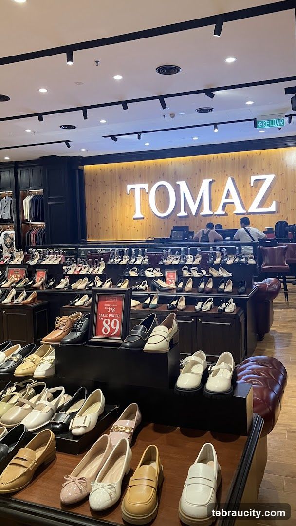 Shoe Store Display