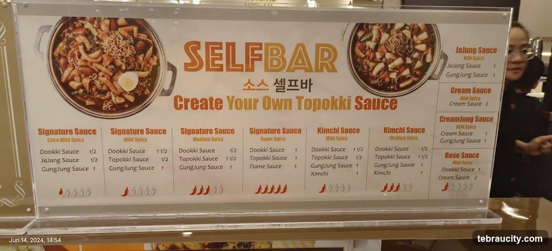 SELFBAR Create Your Own Topokki Sauce