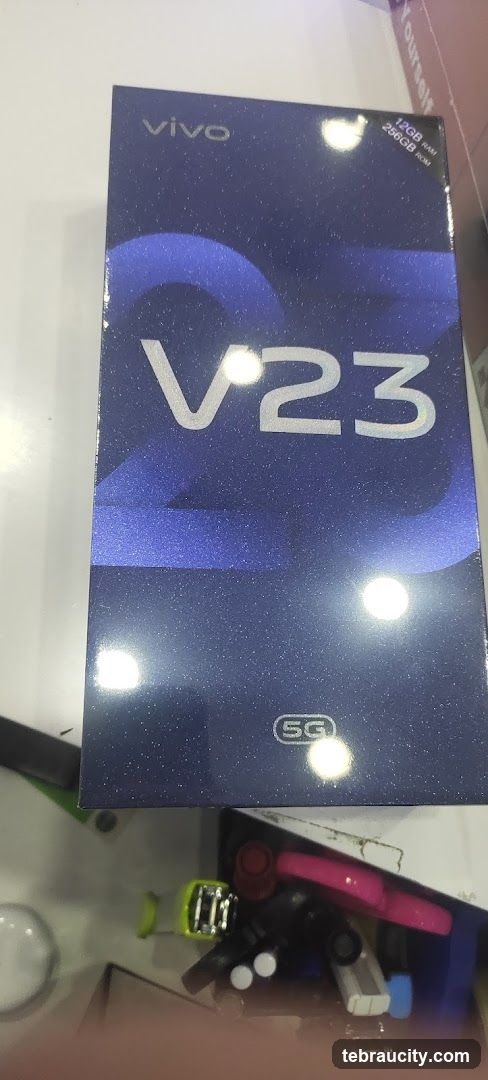 Vivo V23 5G Smartphone Box