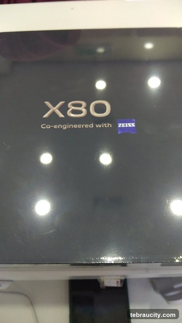 X80 Co-engineered with ZEISS
