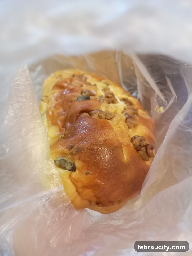 Walnut and Raisin Pastry