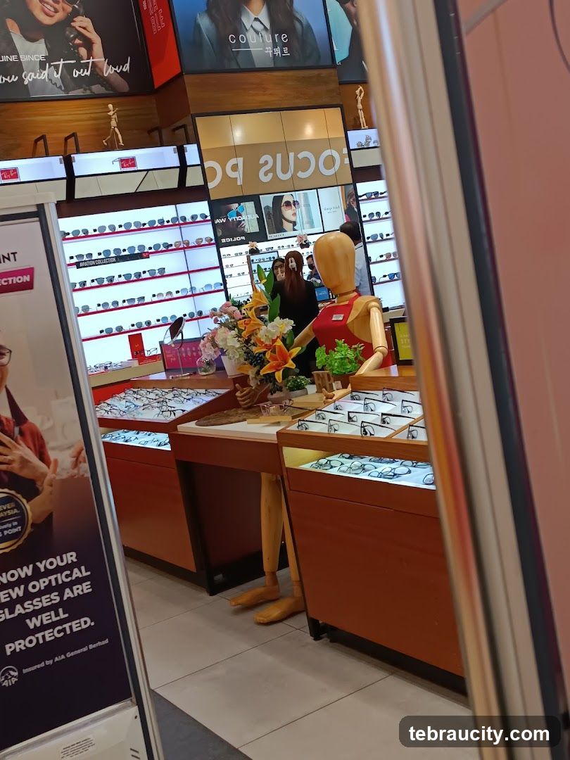 Optical Store Display
