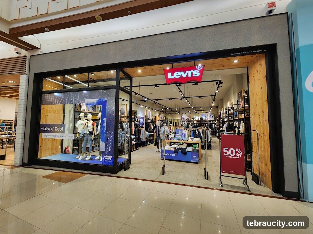 Levi's Storefront