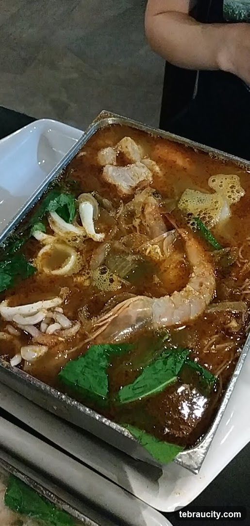 Seafood Tom Yum Soup