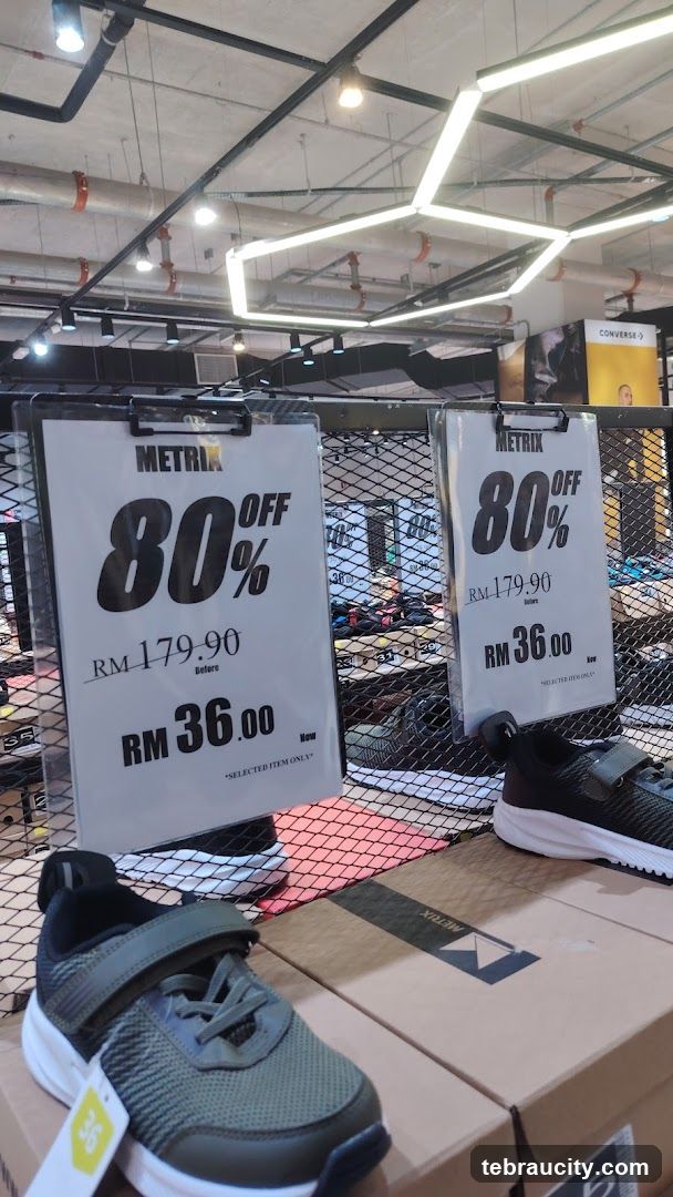 Sale Signs for Shoes