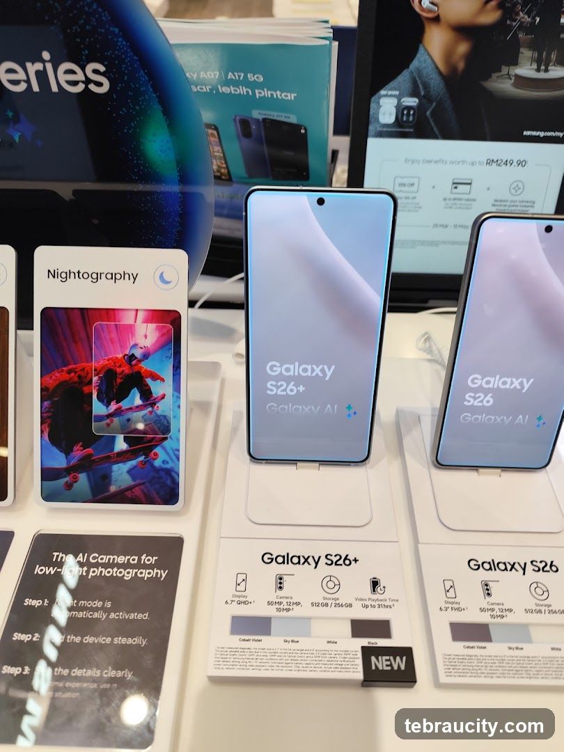 Samsung Galaxy S26 Series Display