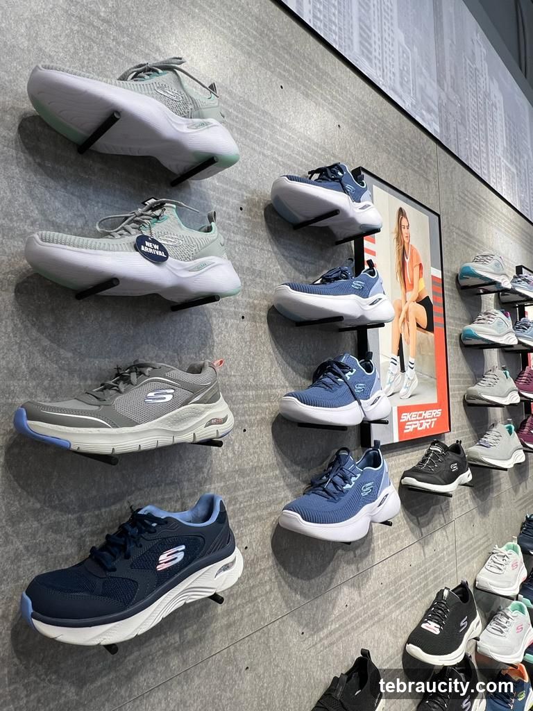 Skechers Shoes Display
