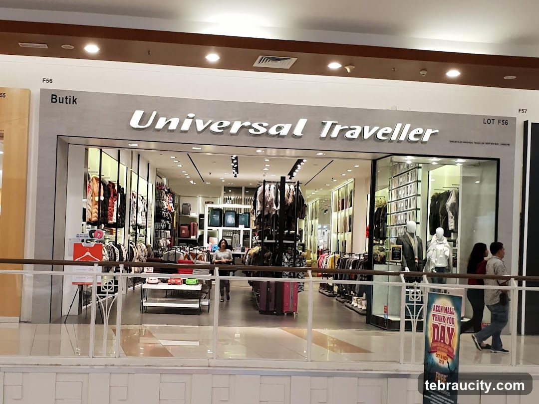 Universal Traveller - AEON Mall Tebrau City