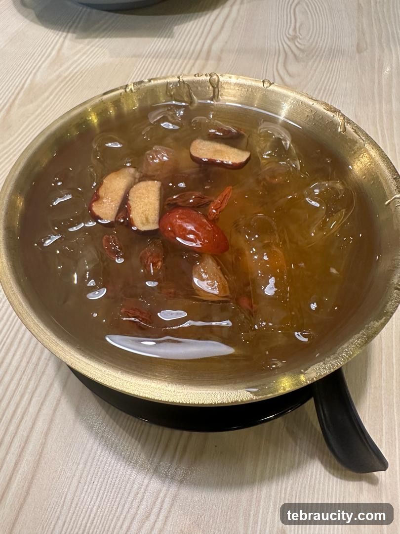 Herbal Drink with Jujubes and Goji Berries