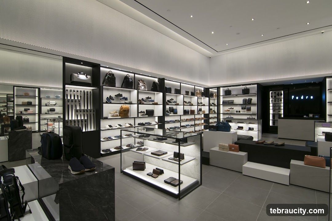 Modern Shoe and Bag Store Interior