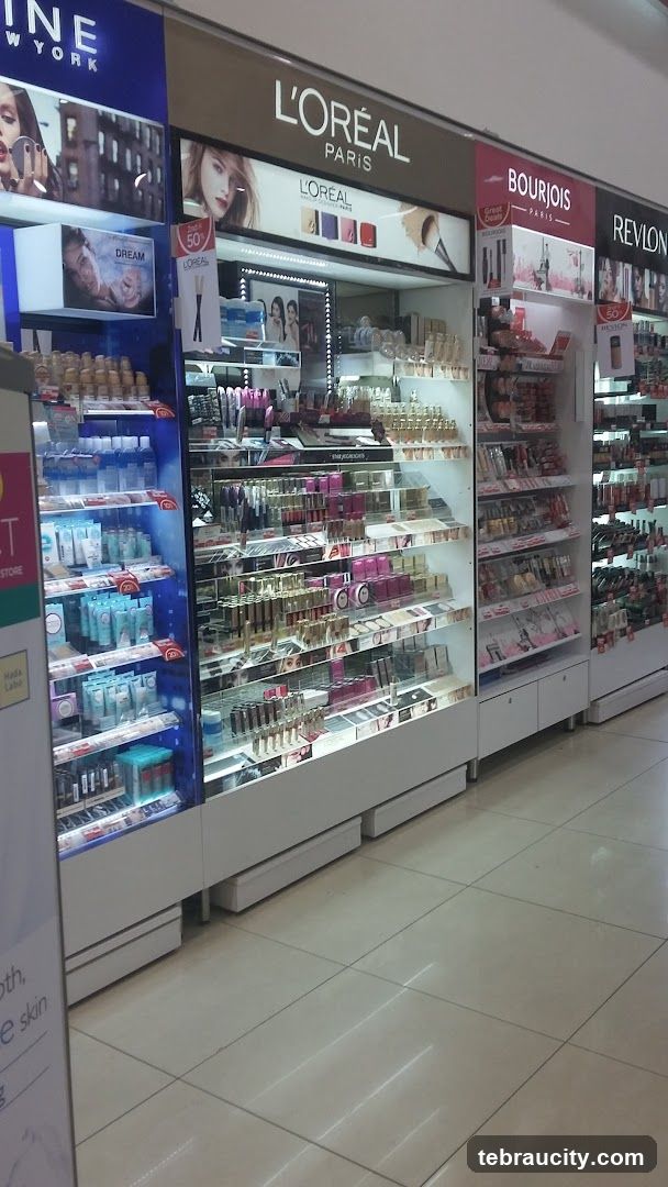 Cosmetics Display