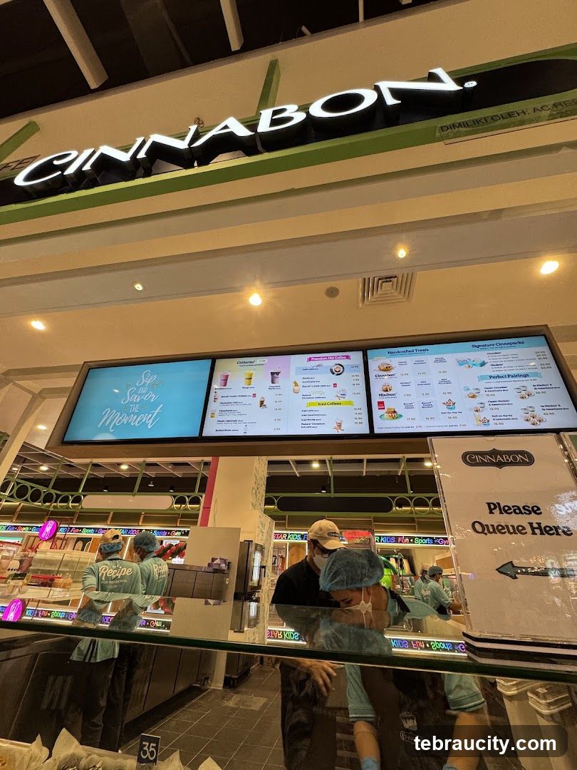 Cinnabon Store Interior