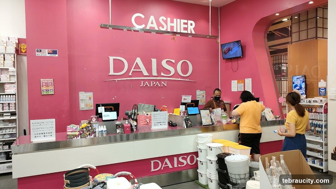 DAISO Japan cashier counter