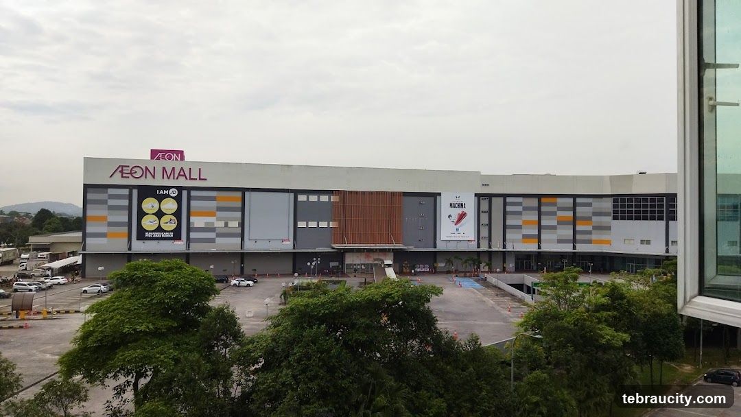 AEON MALL exterior view