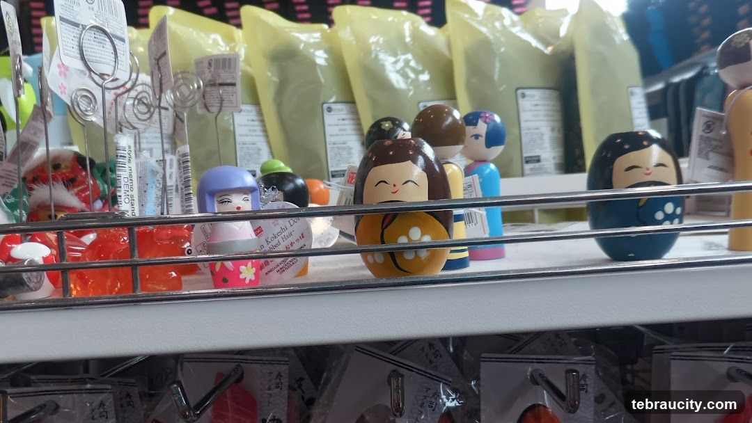 Shop Interior Display
