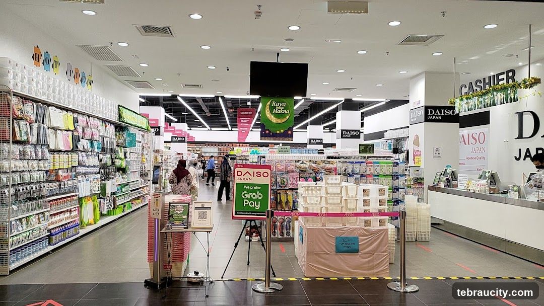 Daiso Japan Store Interior
