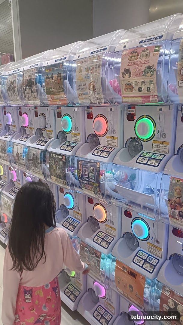 Gachapon Machines