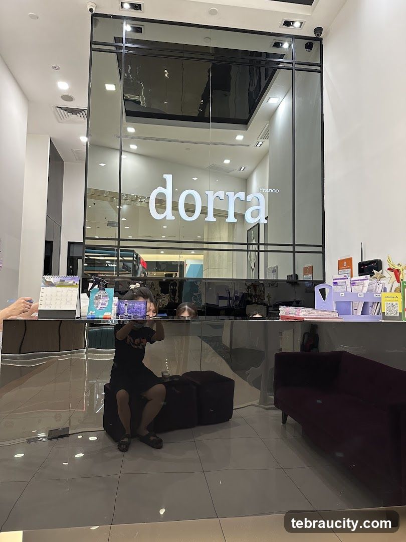 Interior of Dorra