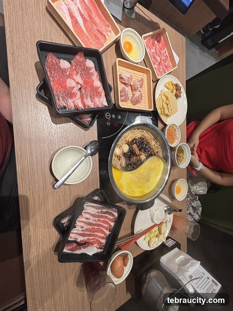 Hot Pot Dining Table