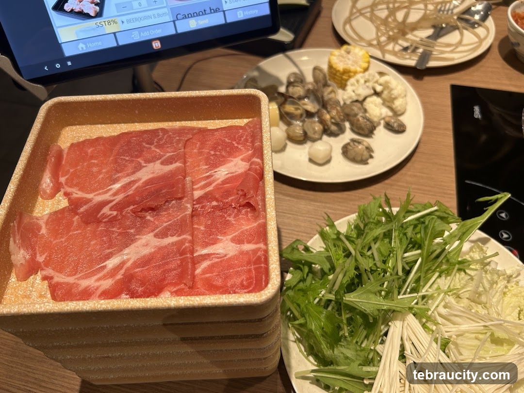 Hot pot dining table