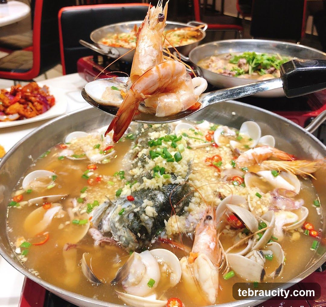 Seafood Hot Pot