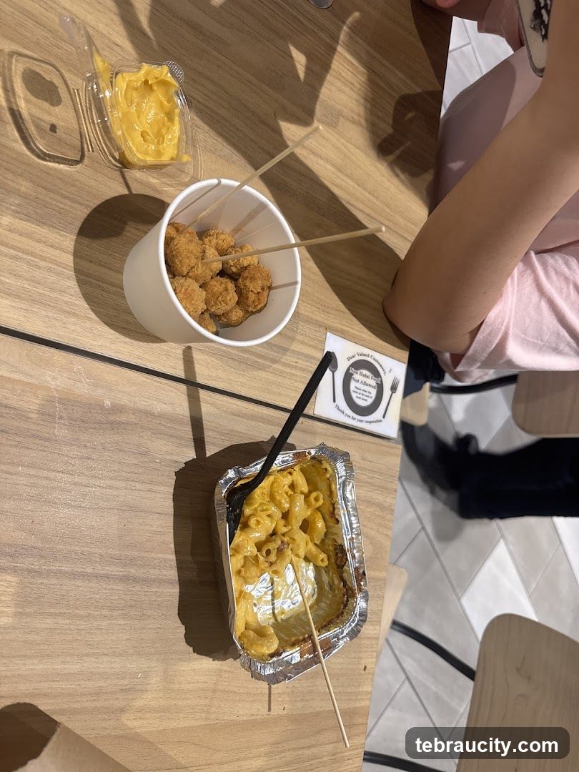 Macaroni and Cheese with Fried Bites
