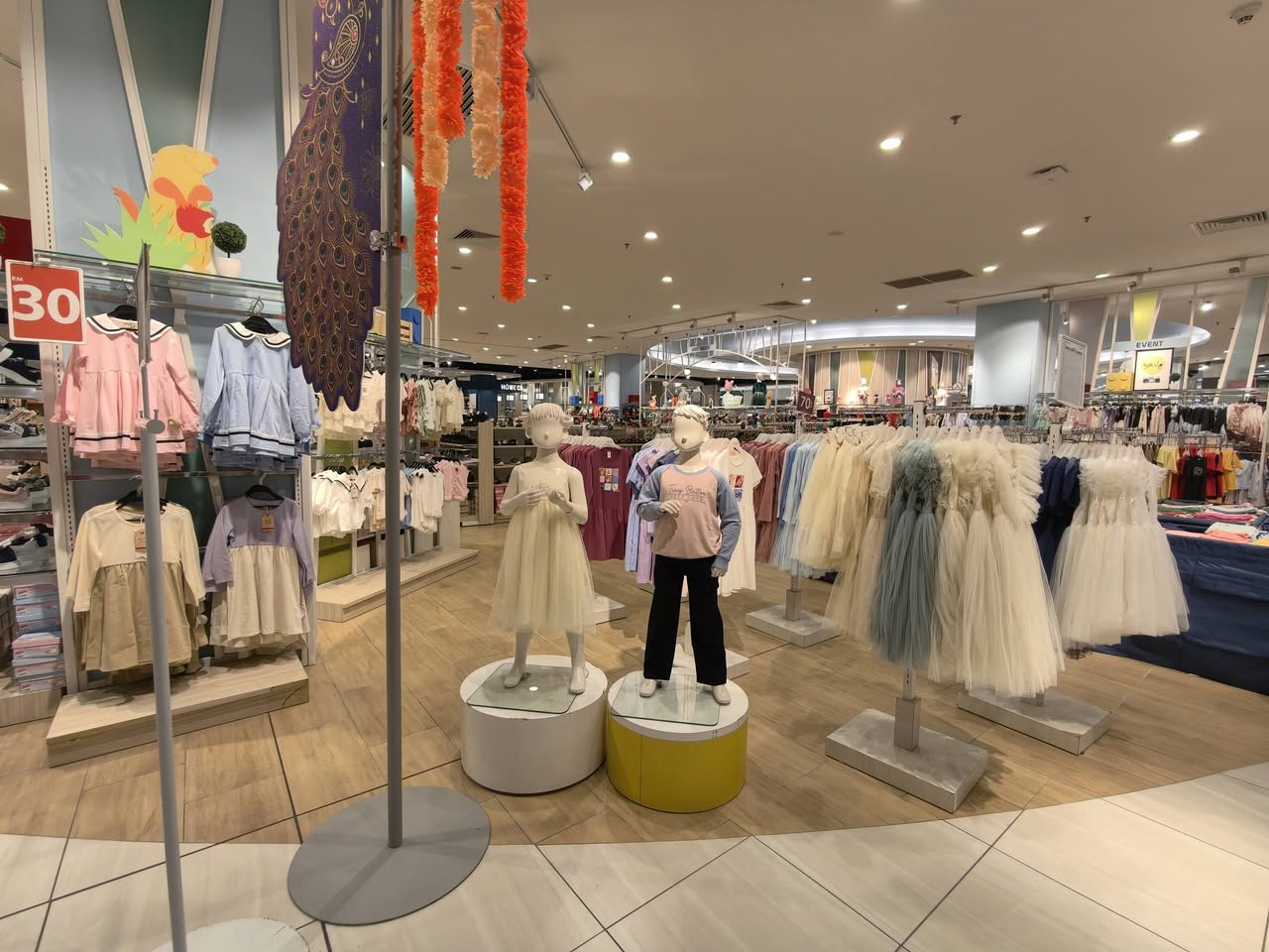 Kids clothing display