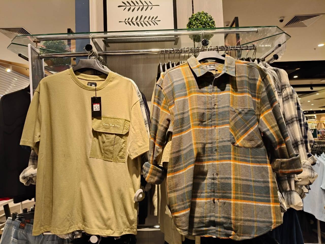Men Plus Gentleman's Den olive green crewneck and plaid shirt