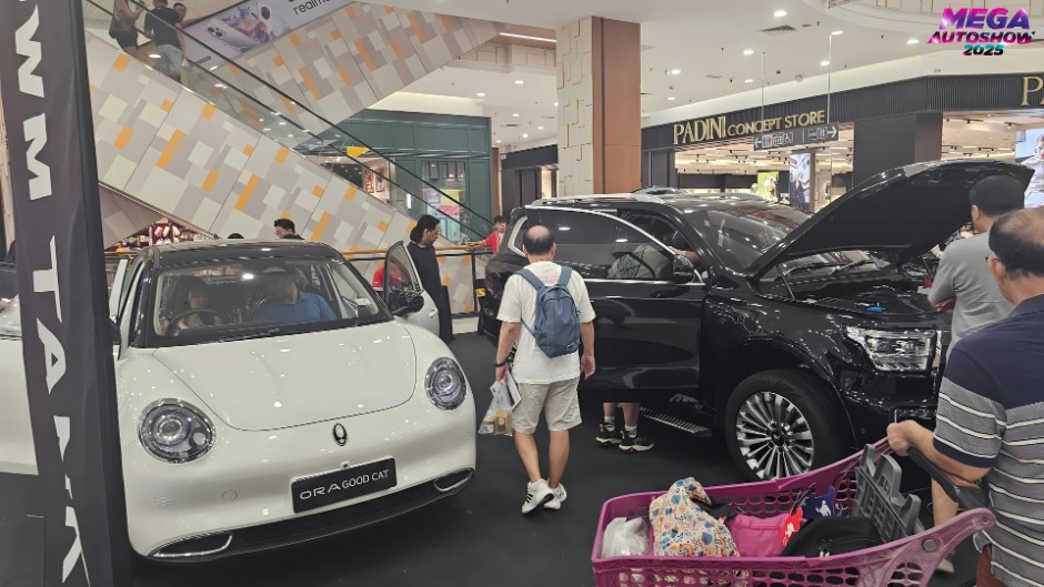 Overview of the GWM booth at the Mega AutoShow in AEON MALL Tebrau City